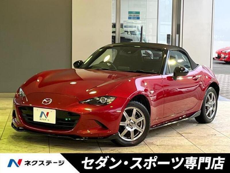 ROADSTER-0