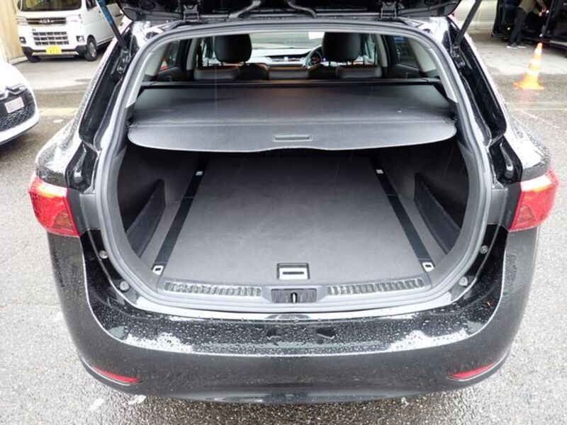 AVENSIS WAGON