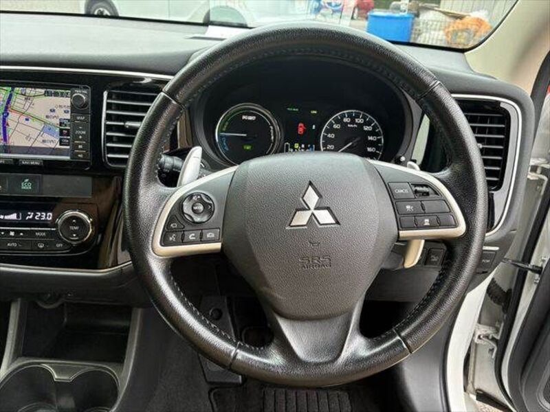 OUTLANDER PHEV