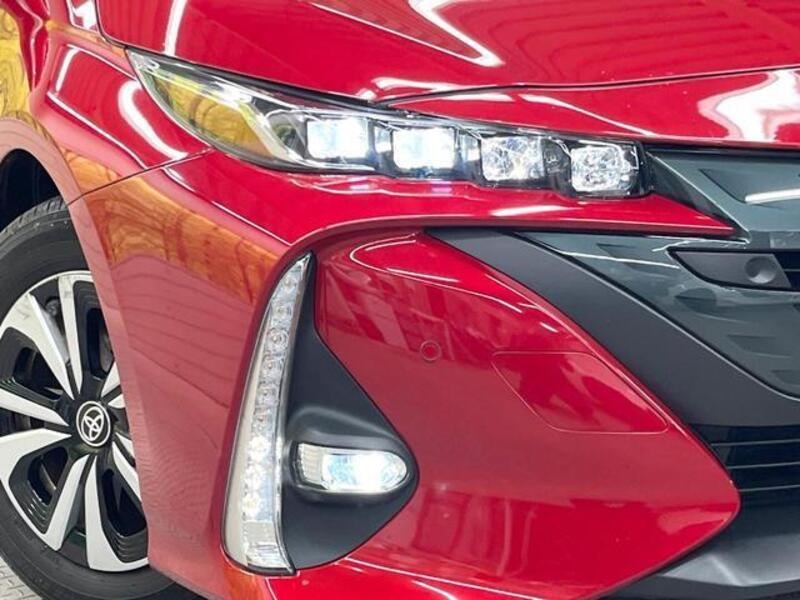 PRIUS PHV