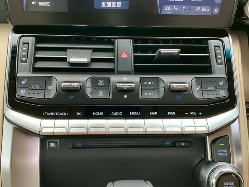 LAND CRUISER