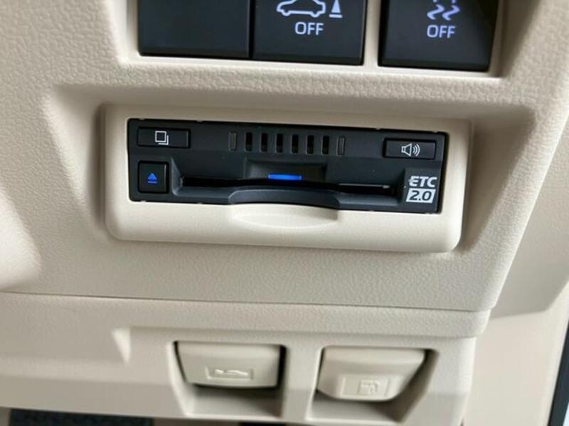LAND CRUISER