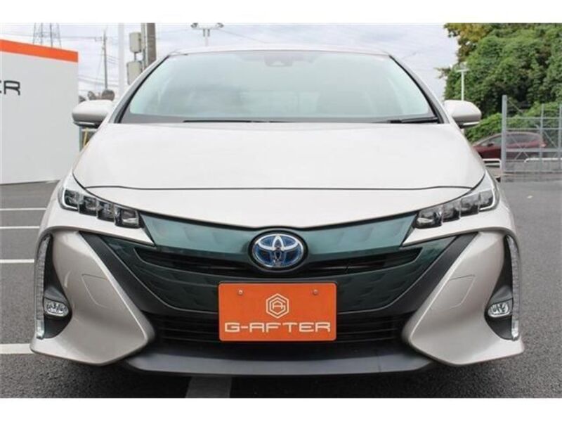 PRIUS PHV