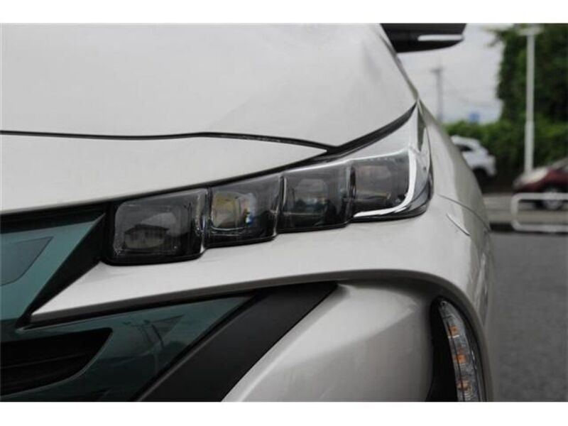 PRIUS PHV