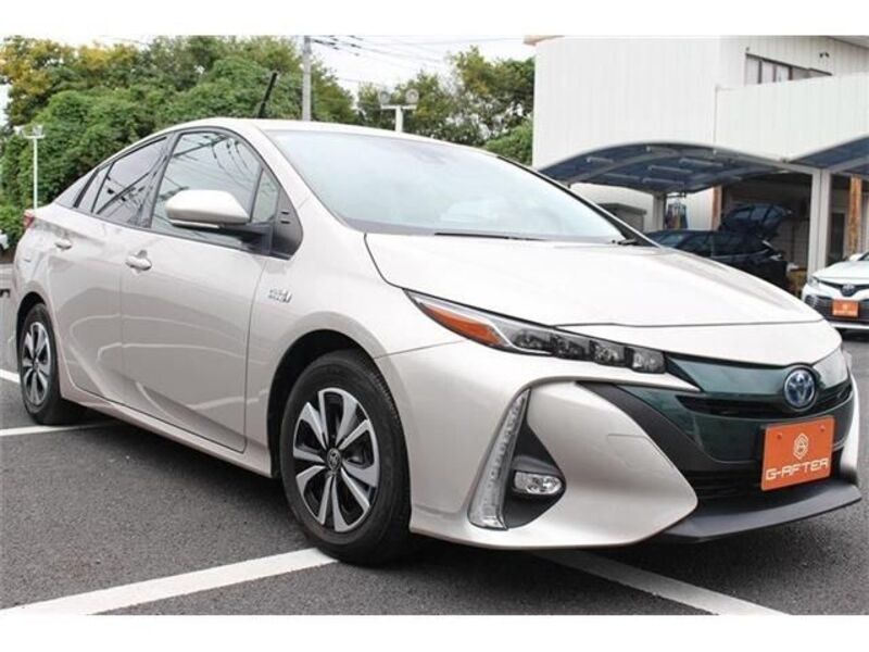 PRIUS PHV