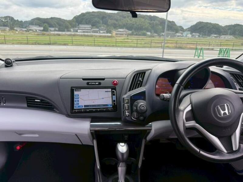 CR-Z
