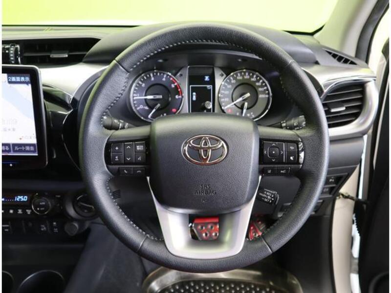 HILUX
