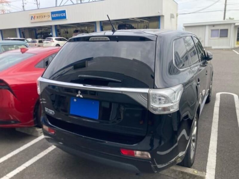 OUTLANDER PHEV