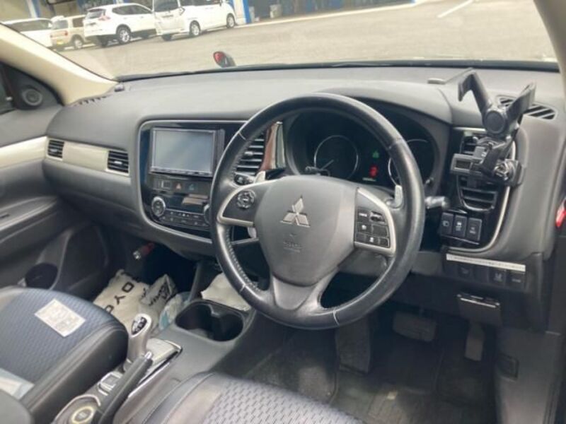 OUTLANDER PHEV