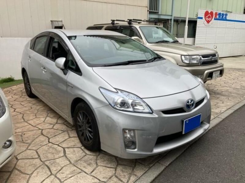 PRIUS-0