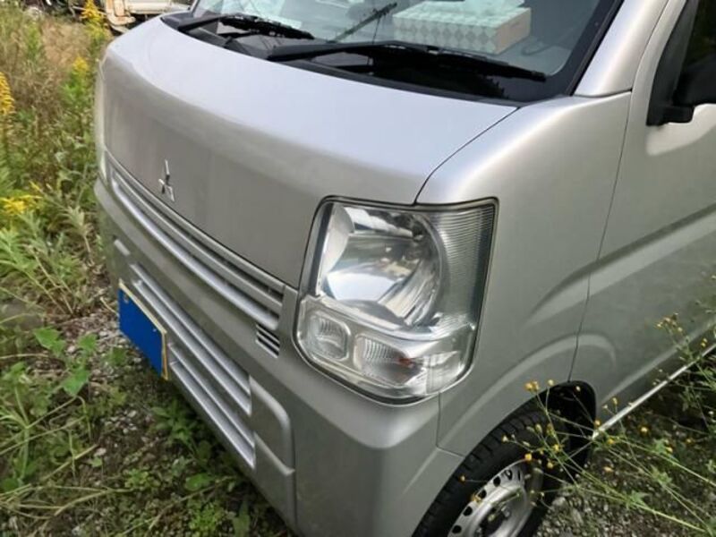 MINICAB VAN