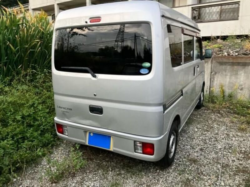 MINICAB VAN