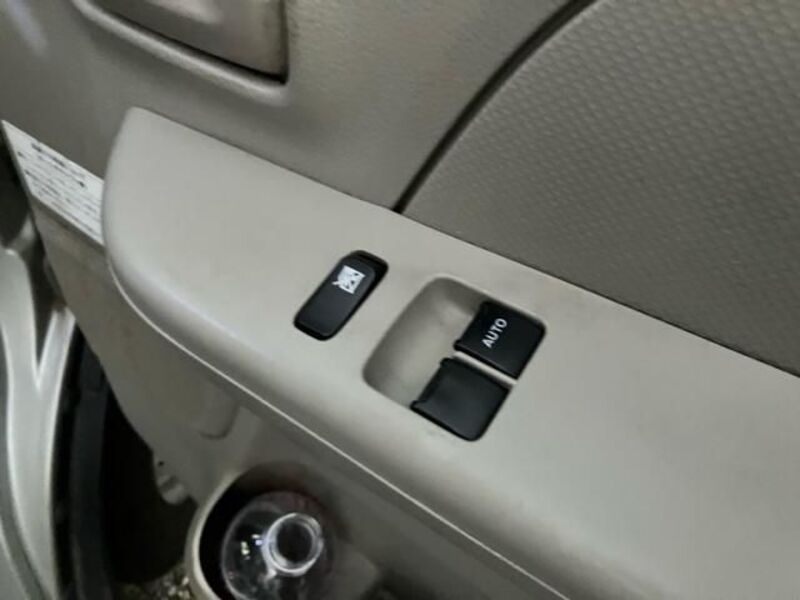 MINICAB VAN