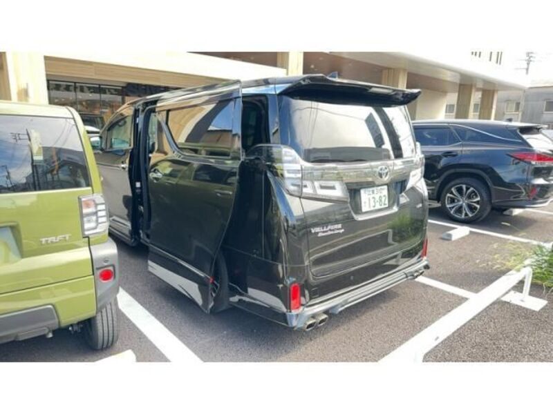 VELLFIRE