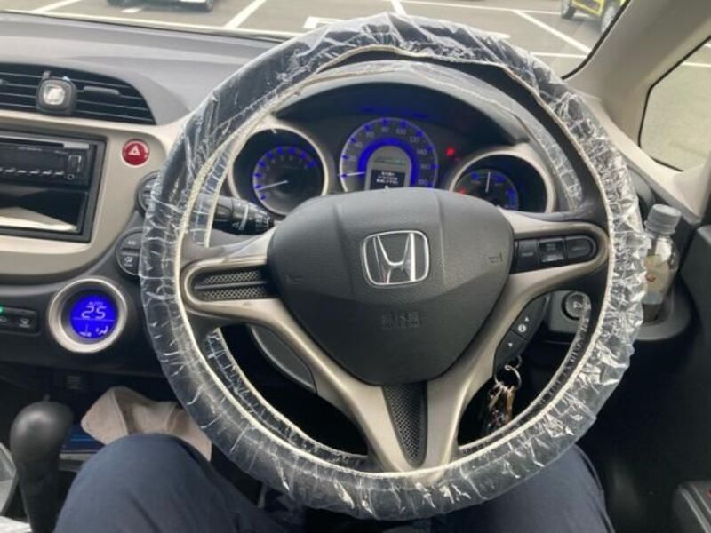 FIT HYBRID