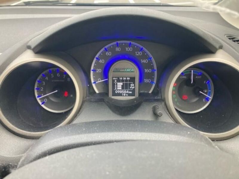 FIT HYBRID