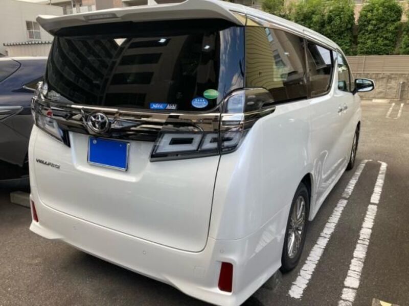 VELLFIRE