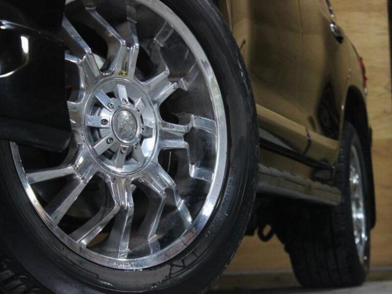 LAND CRUISER