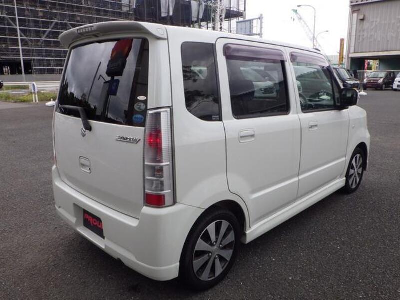 WAGON R