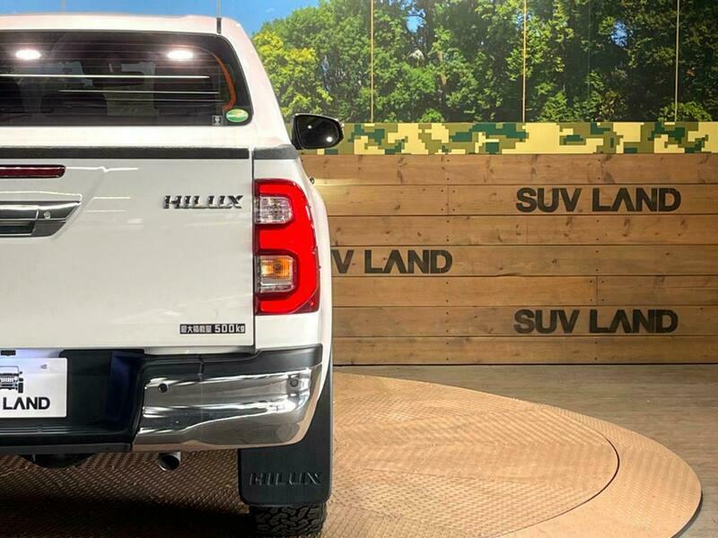 HILUX