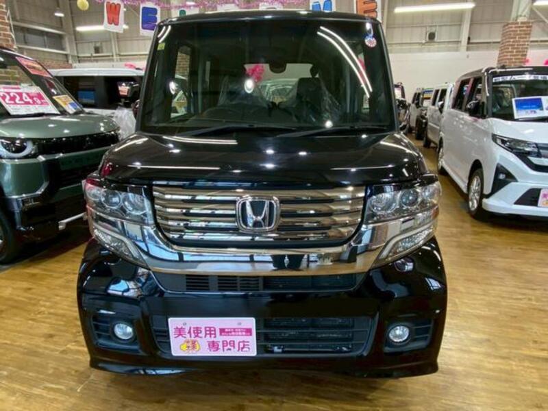 N BOX CUSTOM