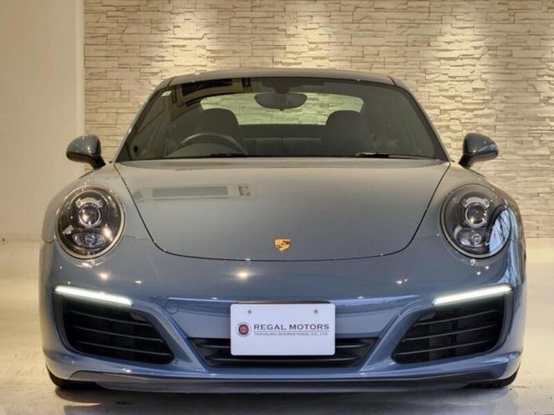 911