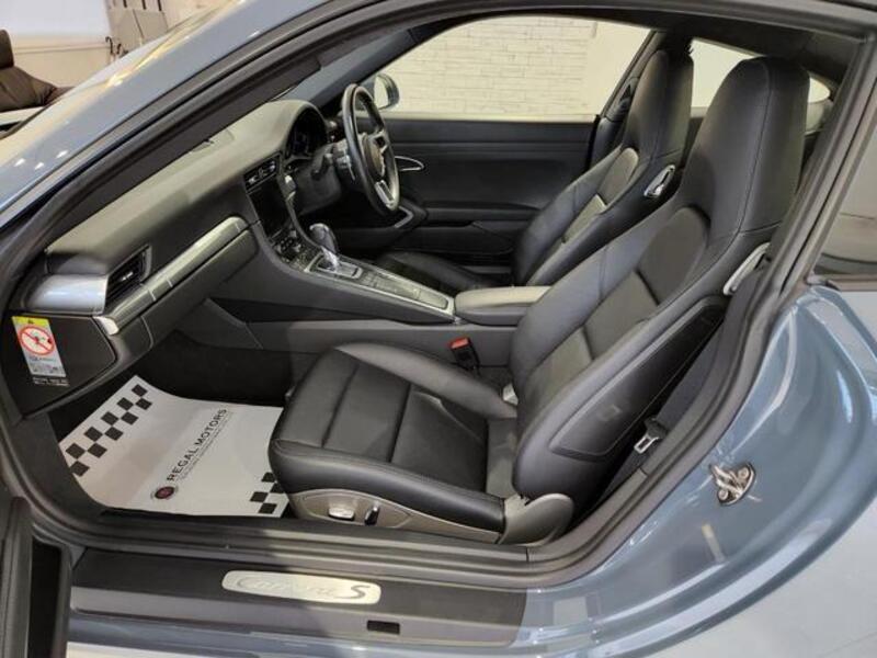 911