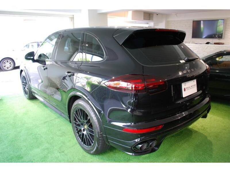 CAYENNE