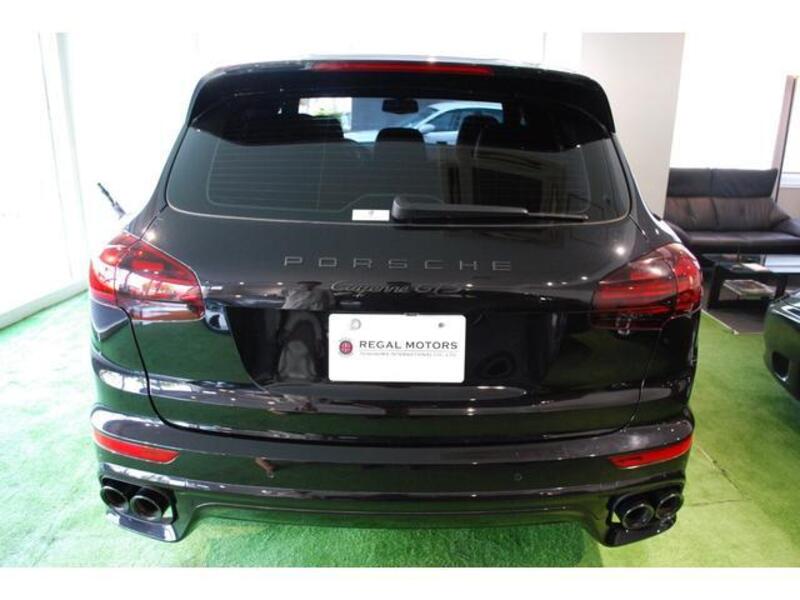 CAYENNE