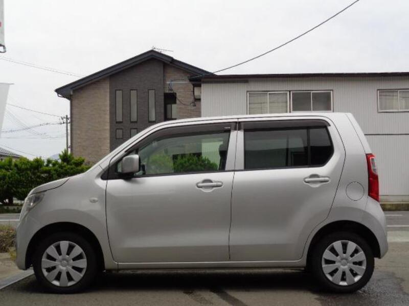 WAGON R