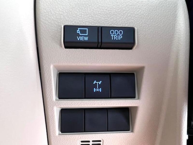 LAND CRUISER