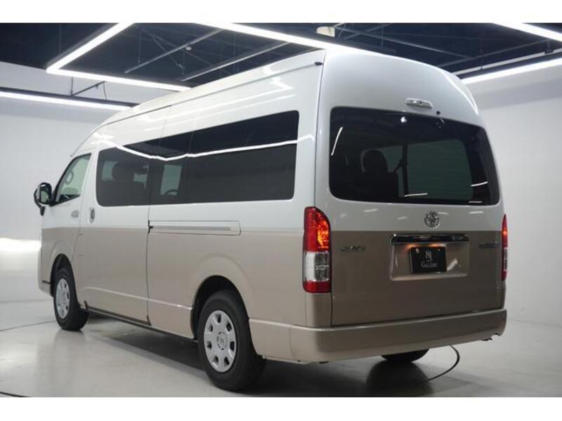 HIACE WAGON