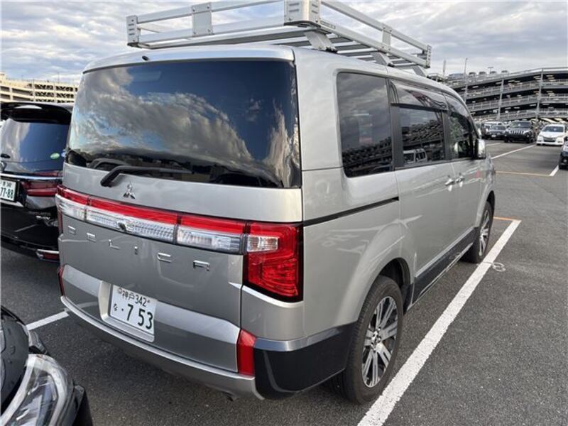 DELICA D5