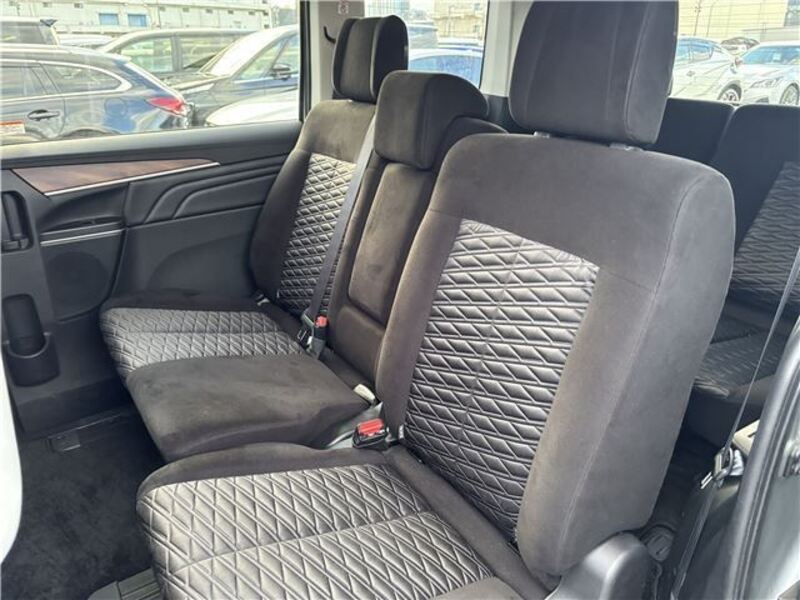DELICA D5
