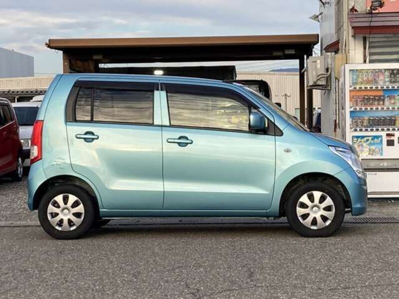 WAGON R