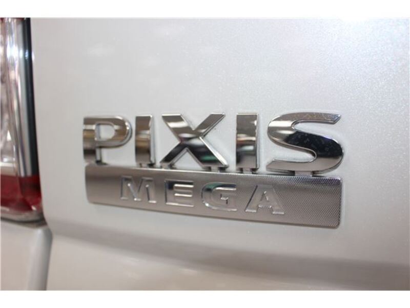 PIXIS MEGA