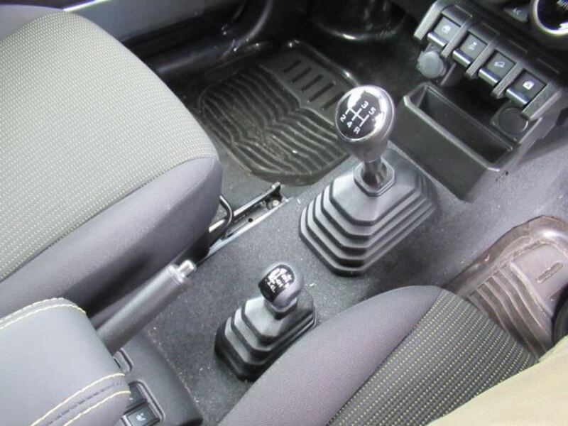 JIMNY SIERRA