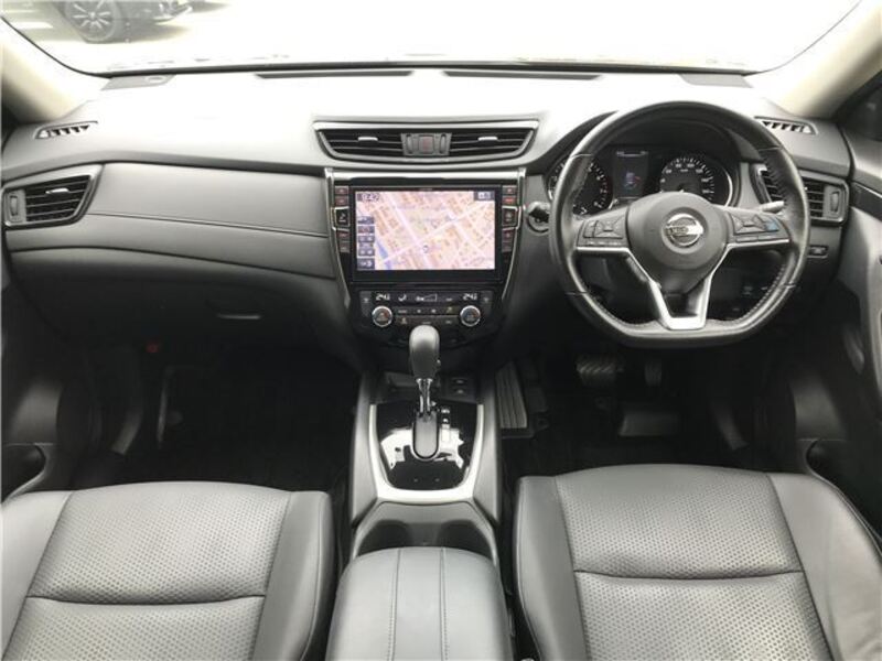 X-TRAIL