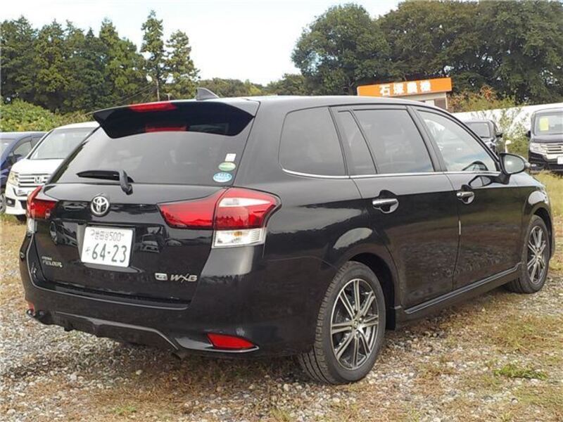 COROLLA FIELDER