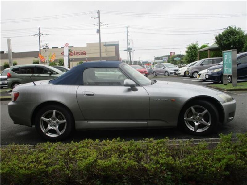 S2000
