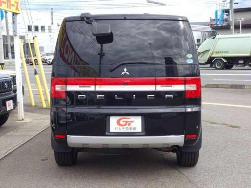 DELICA D5