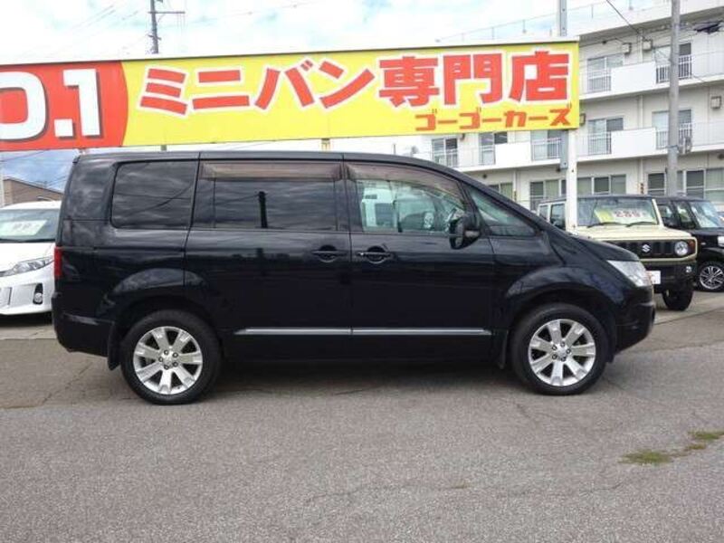 DELICA D5