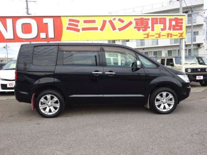 DELICA D5