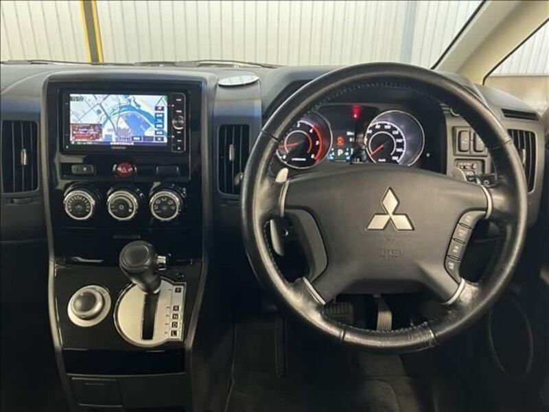 DELICA D5