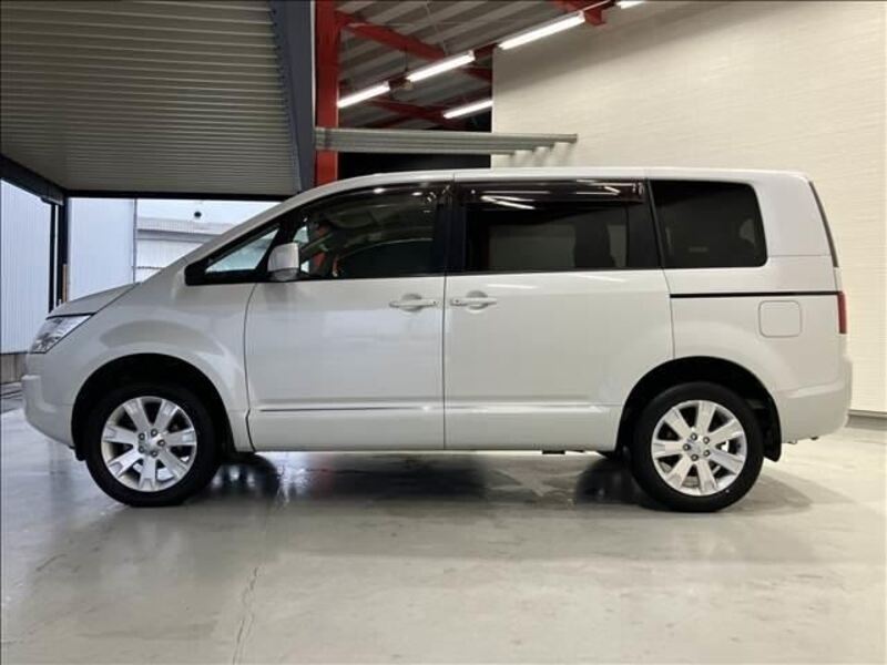 DELICA D5