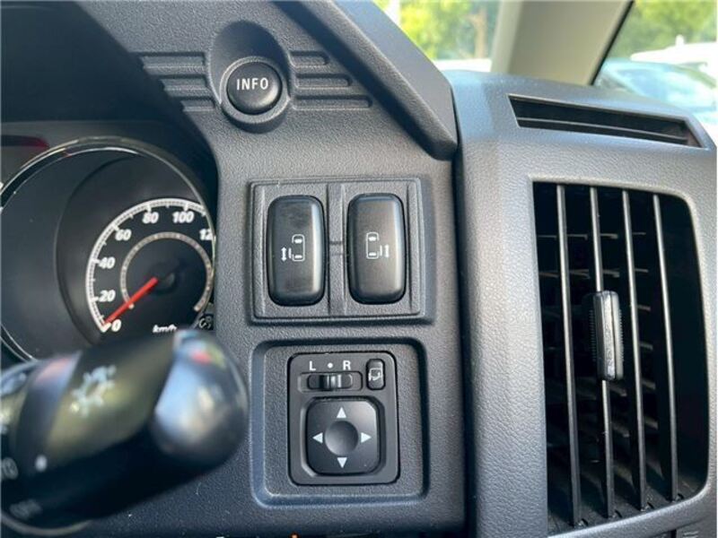 DELICA D5