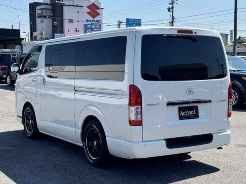 HIACE VAN
