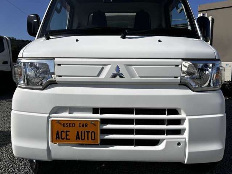 MINICAB TRUCK