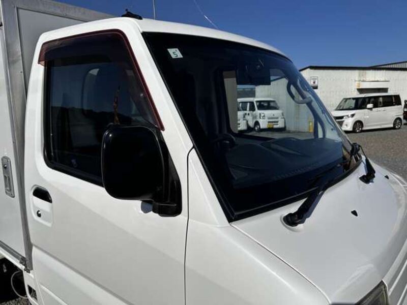 MINICAB TRUCK