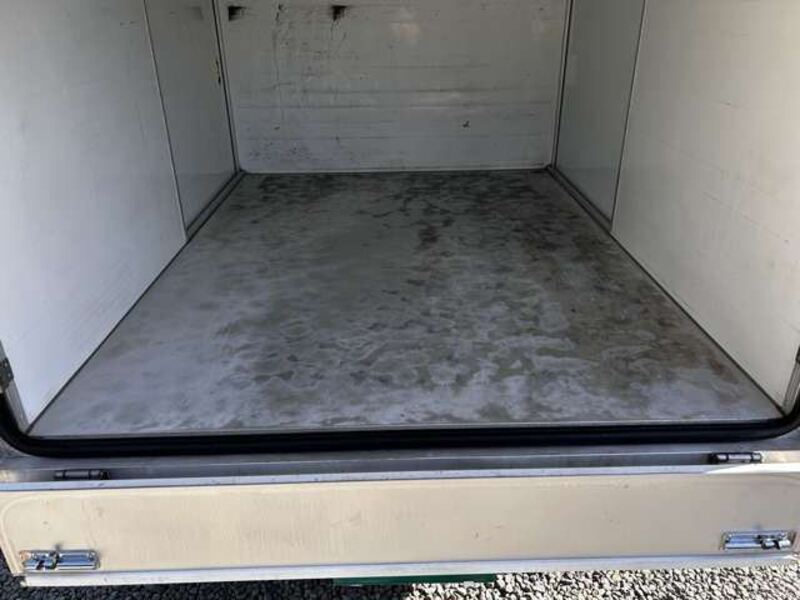 MINICAB TRUCK
